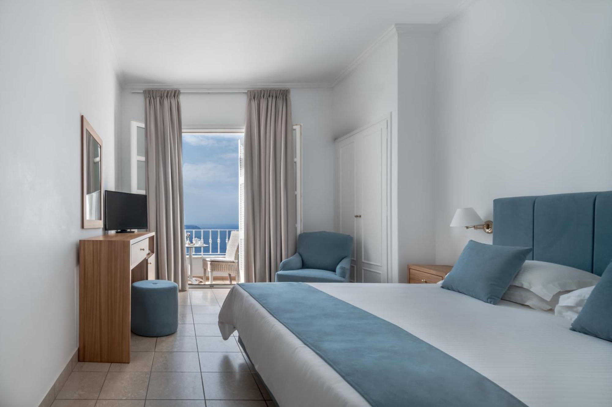 Atlantis Hotel Тира Номер фото